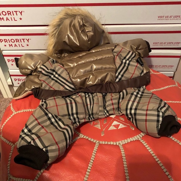 Designer Pooch Plaid Dog Coat w Faux Fur - Picture 14 of 14